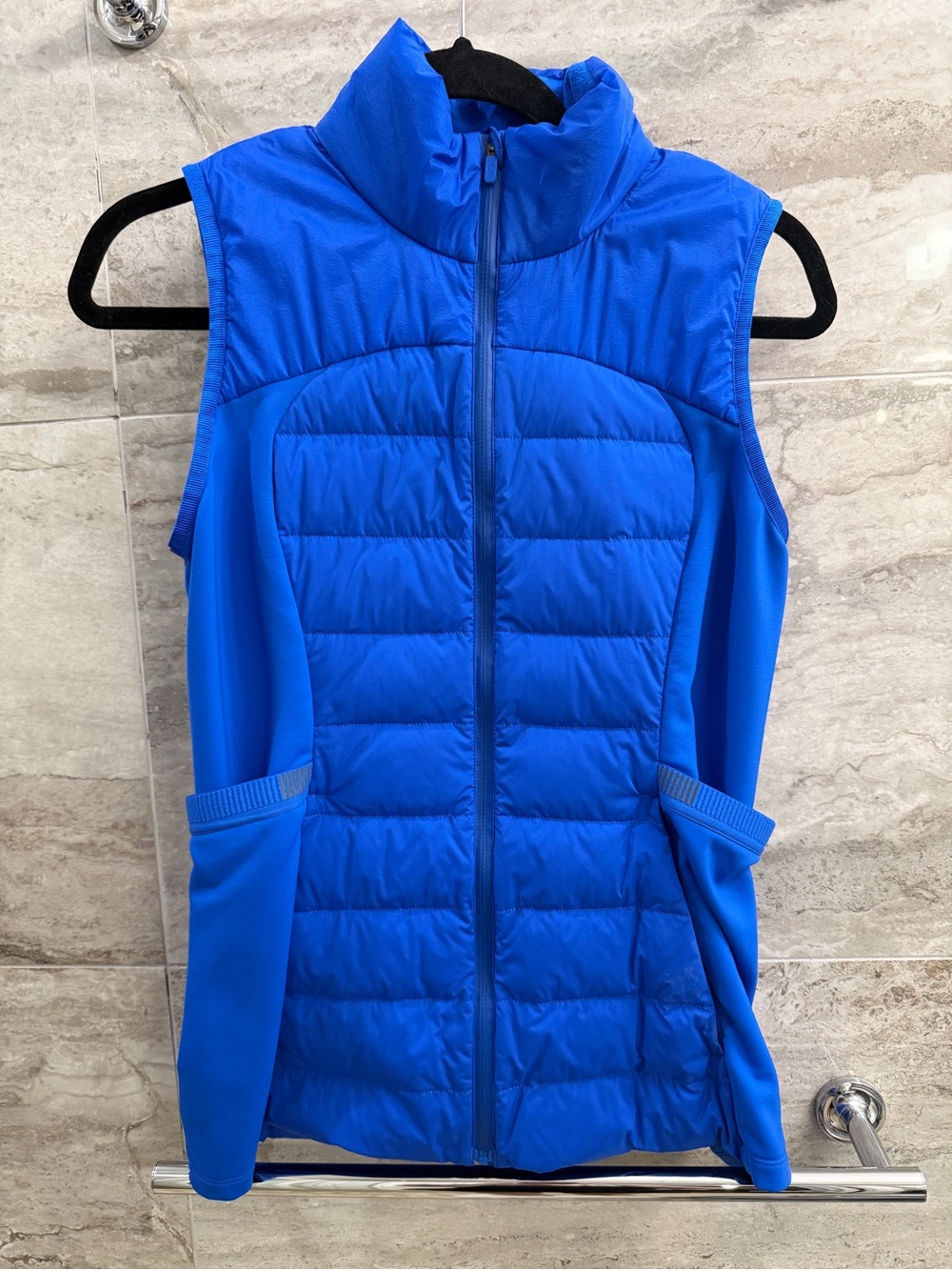 lululemon athletica down vest